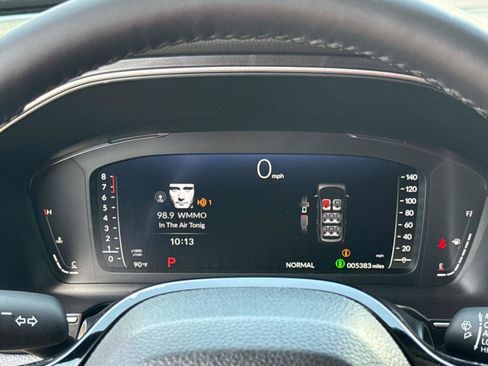 Certified 2025 Honda Pilot Elite image 34