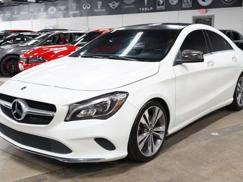 Used 2019 Mercedes-Benz CLA 250 image 1