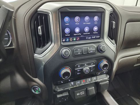 Used 2020 Chevrolet Silverado 2500 LT w/ Convenience Package image 11