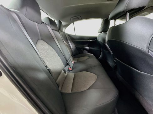 Used 2021 Toyota Camry LE FWD image 26
