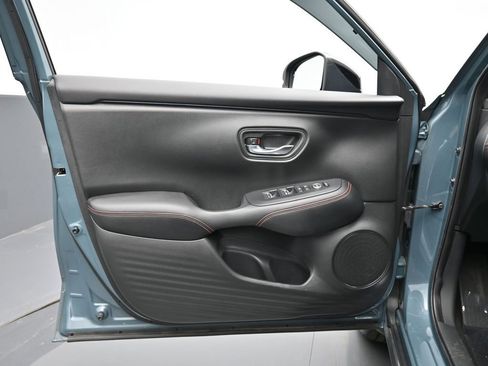 Certified 2023 Honda HR-V Sport image 30