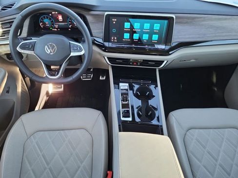 New 2026 Volkswagen Atlas SEL Premium R-Line AWD/4WD image 14