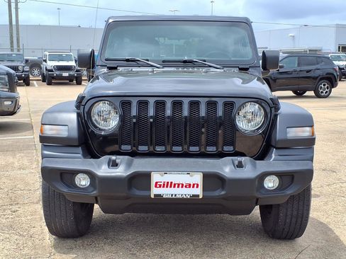Used 2023 Jeep Wrangler Unlimited Sport AWD/4WD image 23