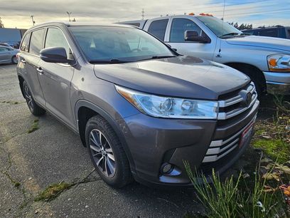 Used 2019 Toyota Highlander XLE