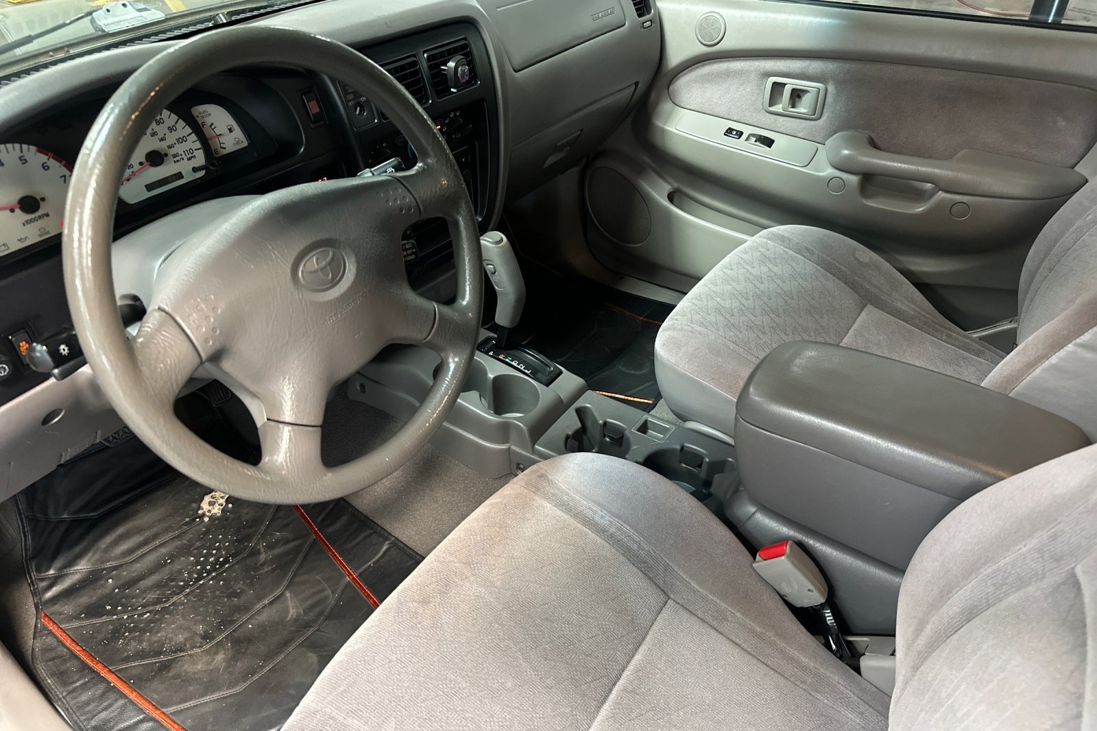 Used 2004 Toyota Tacoma PreRunner RWD image 10