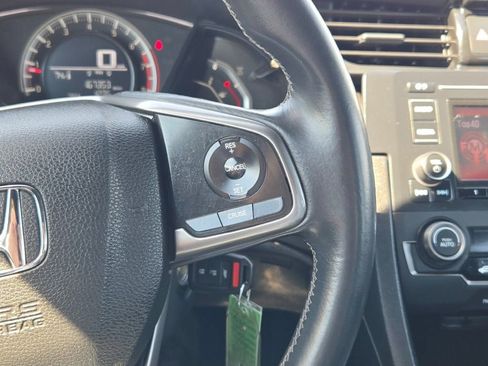Used 2017 Honda Civic Sport image 30