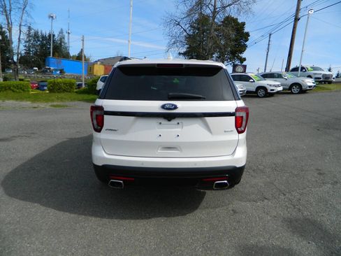 Used 2016 Ford Explorer Sport w/ Equipment Group 401A image 7