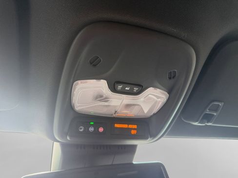 Certified 2024 Chevrolet Colorado Z71 w/ Z71 Convenience Package 2 image 23