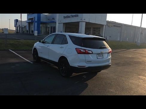 Used 2020 Chevrolet Equinox LS w/ LS Convenience Package image 6