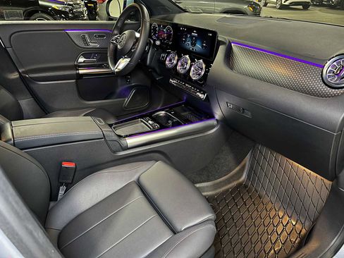 Certified 2025 Mercedes-Benz GLA 250 4MATIC image 11