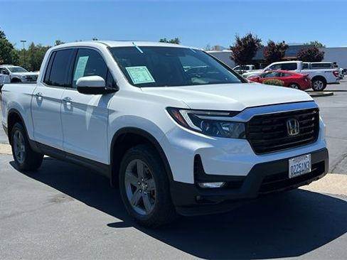 Used 2022 Honda Ridgeline RTL-E image 2
