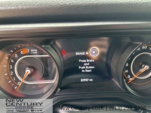 Used 2024 Jeep Wrangler Unlimited Sport AWD/4WD image 23