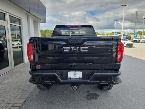 New 2026 GMC Sierra 1500 AT4 w/ Technology Package image 8