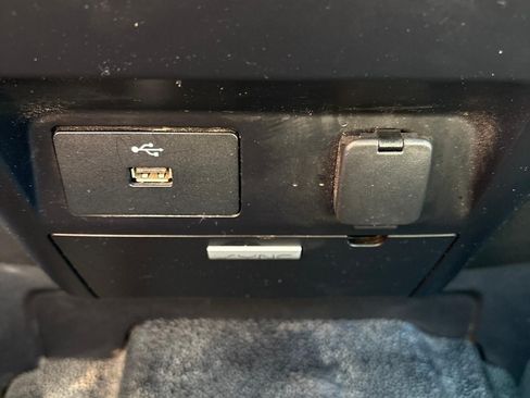 Used 2017 Ford F350 XL w/ Power Equipment Group AWD/4WD image 18