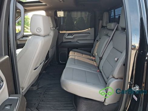 Used 2023 GMC Sierra 1500 SLT w/ SLT Premium Package AWD/4WD image 10