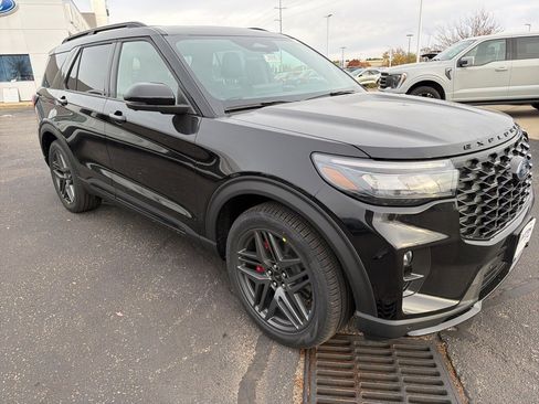 New 2026 Ford Explorer ST w/ Sun And Sound Package image 19