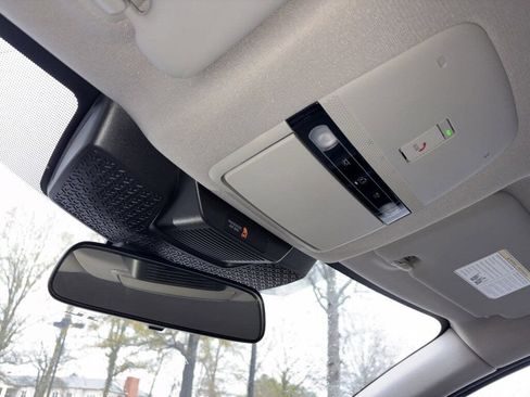 Certified 2023 Nissan Ariya FWD image 22