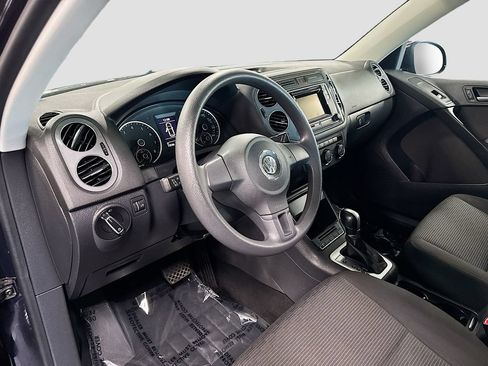 Used 2018 Volkswagen Tiguan Limited AWD/4WD image 5