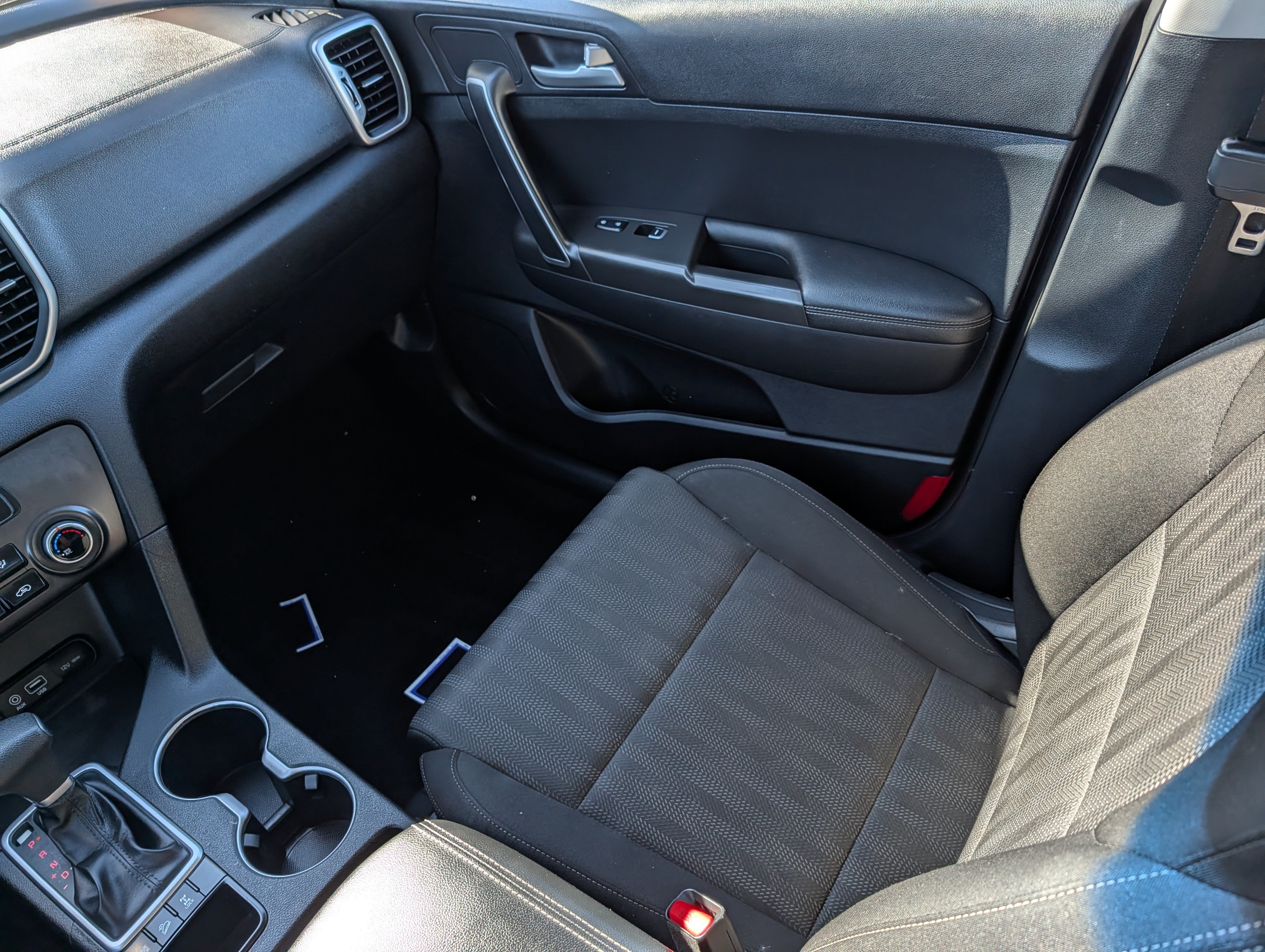 Used 2019 Kia Sportage LX AWD/4WD image 11