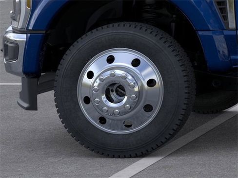 New 2026 Ford F450 XLT w/ XLT Premium Package image 19