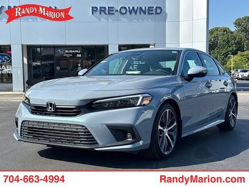 Used 2024 Honda Civic Touring image 1