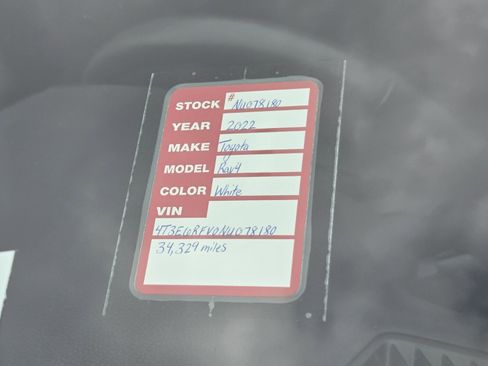 Used 2022 Toyota RAV4 XSE AWD/4WD image 11