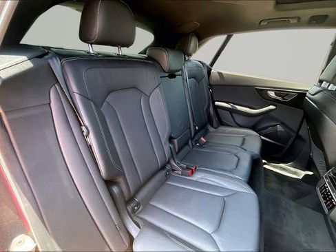 Used 2025 Audi Q8 Prestige w/ Prestige Package AWD/4WD image 29
