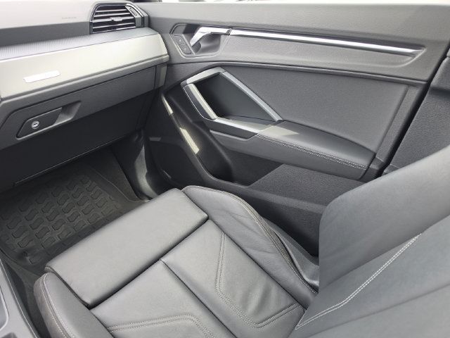 Used 2021 Audi Q3 2.0T Premium Plus w/ Premium Plus Package AWD/4WD image 27