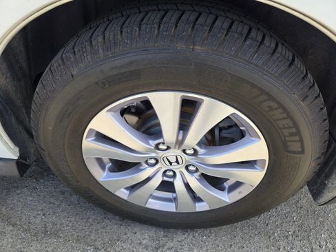 Used 2014 Honda Odyssey EX-L image 23