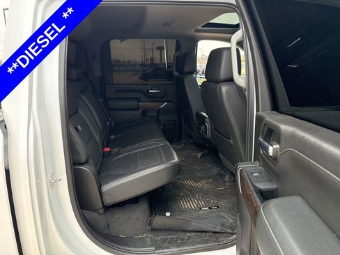 Used 2023 GMC Sierra 2500 Denali w/ Denali Ultimate Package image 11