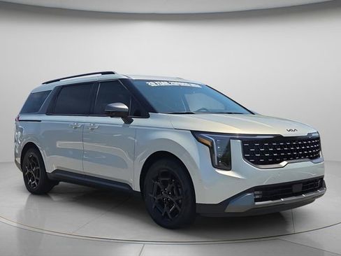 New 2026 Kia Carnival SX Prestige FWD image 3