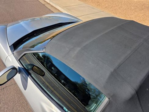 Used 2005 Chevrolet Corvette Convertible w/ Preferred Equipment Group image 20