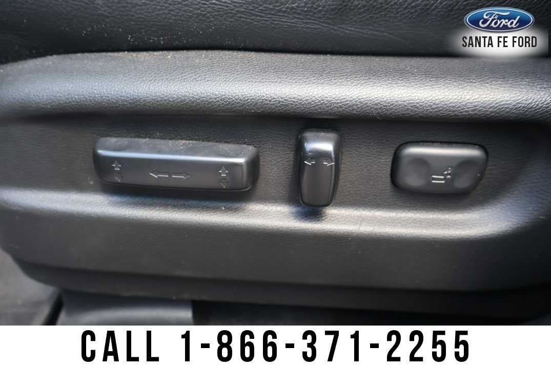 Used 2017 Honda Pilot Touring image 14