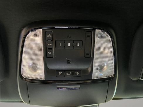 Used 2021 Dodge Durango R/T w/ Blacktop Package AWD/4WD image 26