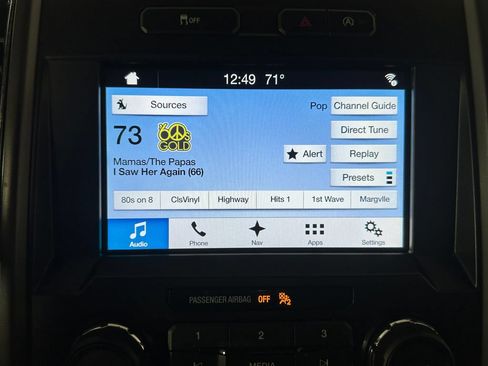 Used 2018 Ford F150 XLT w/ Equipment Group 302A Luxury AWD/4WD image 14