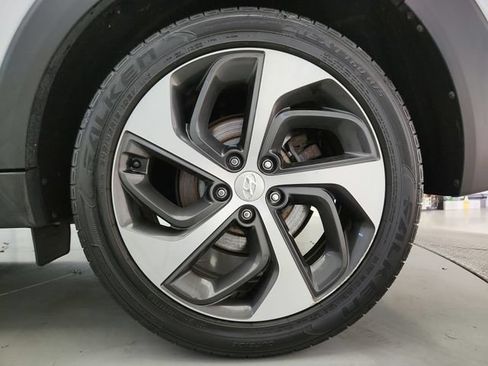 Used 2017 Hyundai Tucson Value AWD/4WD image 36