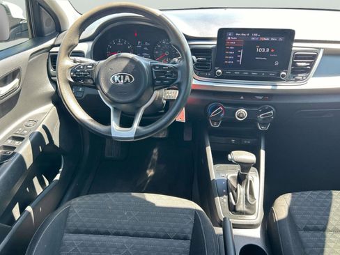 Used 2021 Kia Rio S FWD image 9