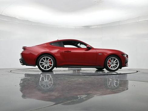 Used 2024 Ford Mustang GT Premium RWD image 37
