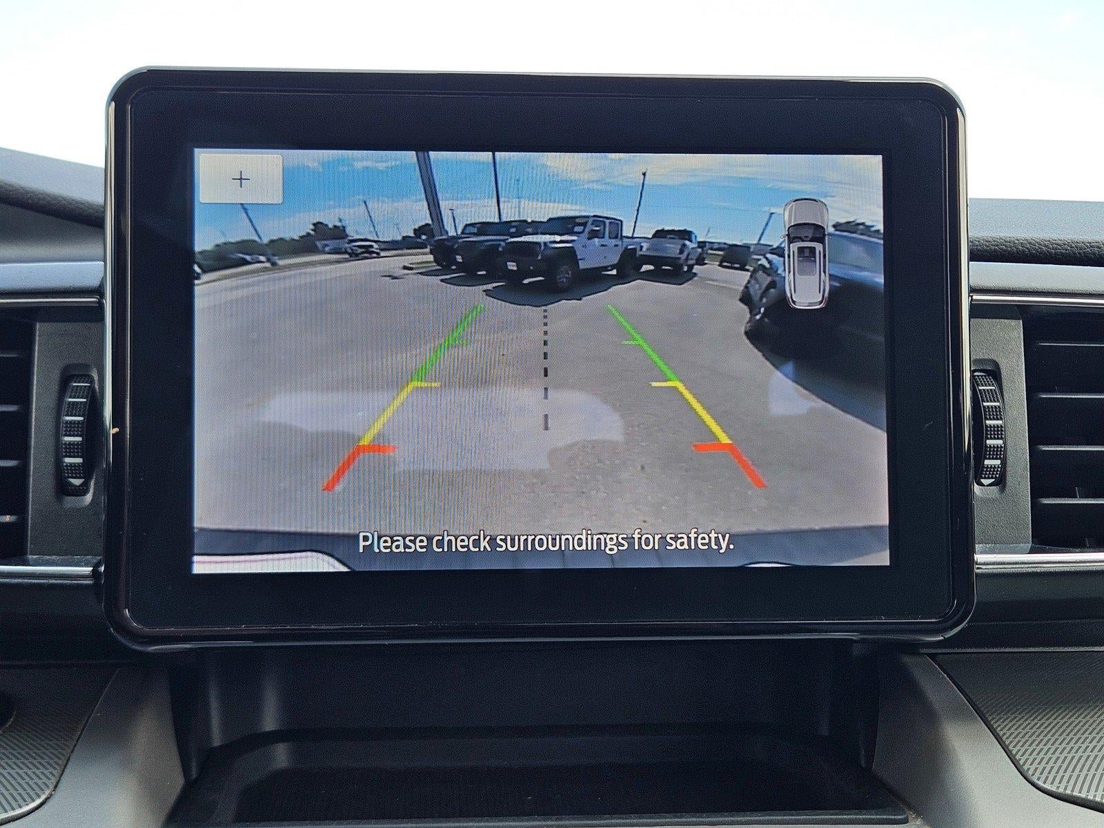 Used 2024 Ford Explorer XLT w/ Equipment Group 202A AWD/4WD image 19