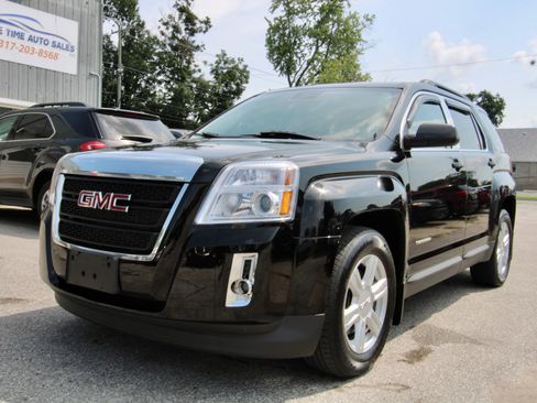 Used 2015 GMC Terrain SLE w/ Convenience Package image 1