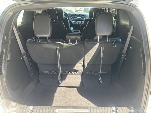 New 2026 Chrysler Pacifica Select w/ S Appearance Package AWD/4WD image 30