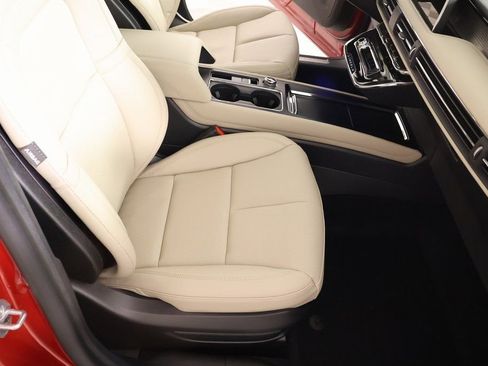 New 2026 Lincoln Corsair Premiere FWD image 15