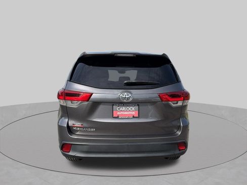 Used 2019 Toyota Highlander LE FWD image 7