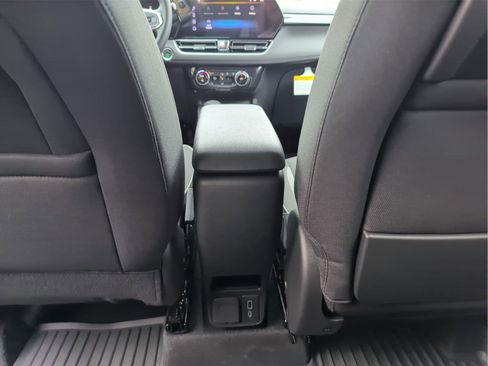 New 2026 Chevrolet TrailBlazer LT w/ Convenience Package image 31