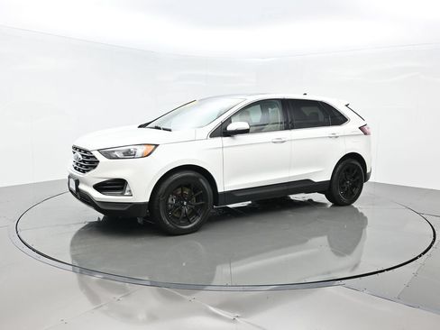 Used 2020 Ford Edge SEL w/ Convenience Package AWD/4WD image 2