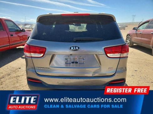 Used 2016 Kia Sorento AWD w/ LX Convenience Package image 11