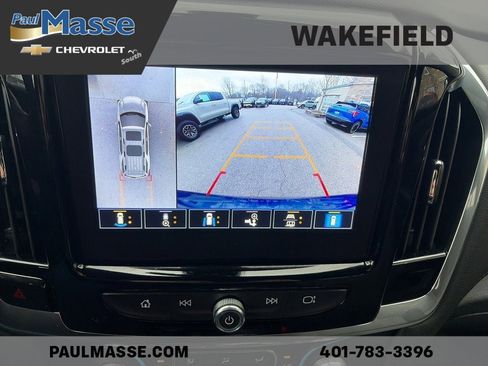 Certified 2023 Chevrolet Traverse LT w/ Rear Camera Mirror Package image 11