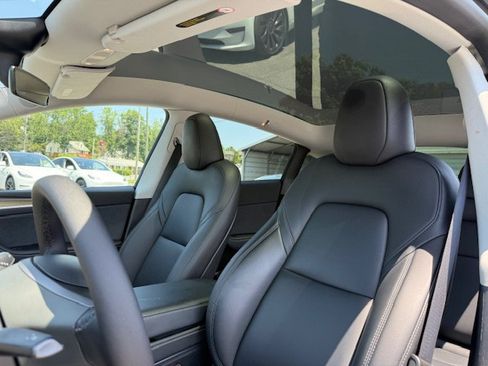 Used 2023 Tesla Model Y Long Range AWD/4WD image 10