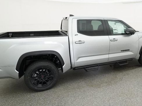 New 2026 Toyota Tundra SR5 AWD/4WD image 10