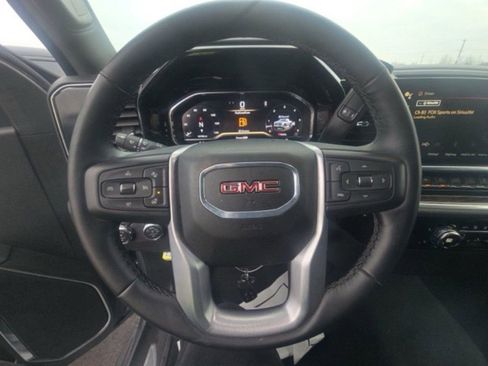 Used 2024 GMC Sierra 1500 Elevation image 16
